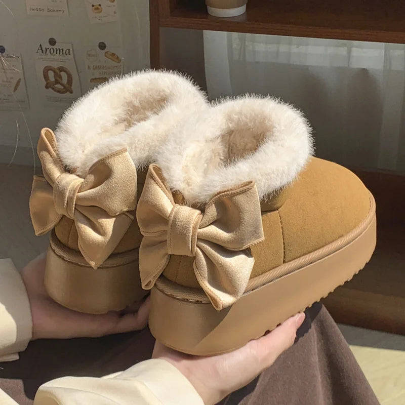 Amora | Toplina, lakoća i elegancija u svakom koraku