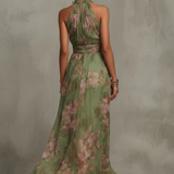 Serena ∙ Grünes, langes Chiffonkleid mit Blumenmuster und Neckholder-Ausschnitt