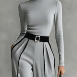 Vera | Elegantni set s kontrastnim detaljima